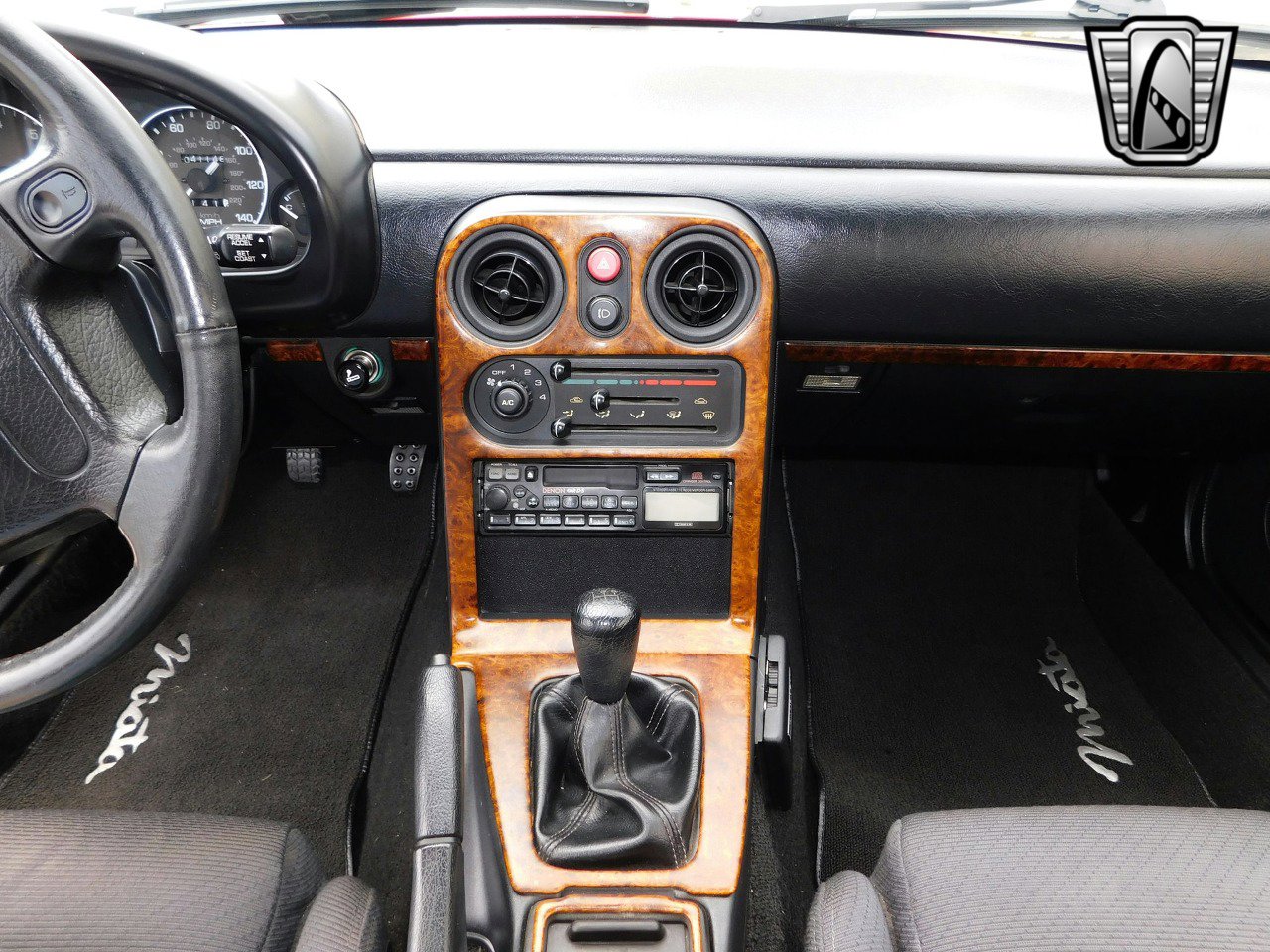 Used 1990 MAZDA MX-5 Miata image 15