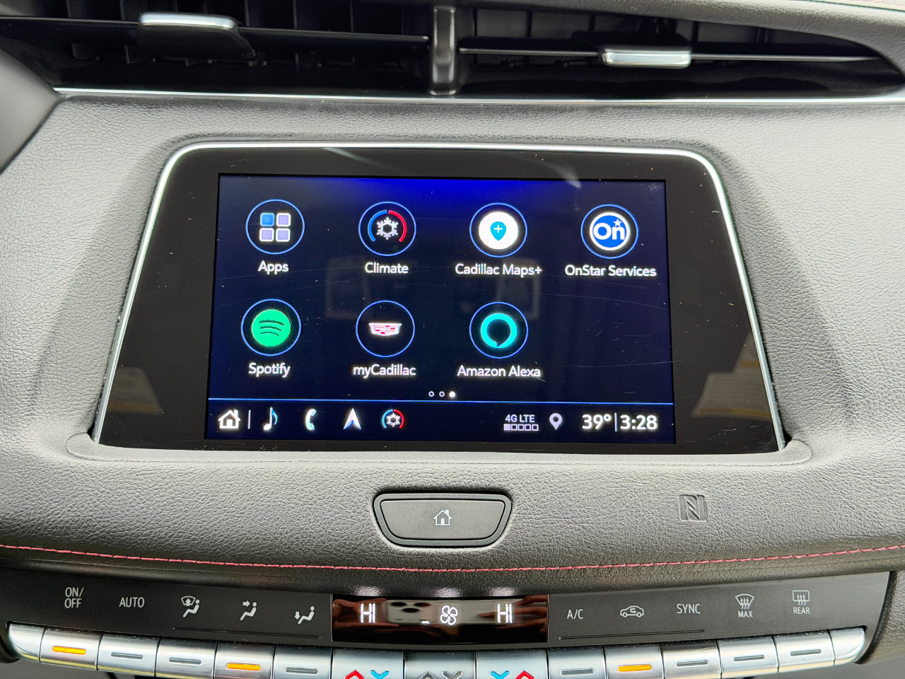 Used 2019 Cadillac XT4 Sport w/ Cold Weather Package image 65