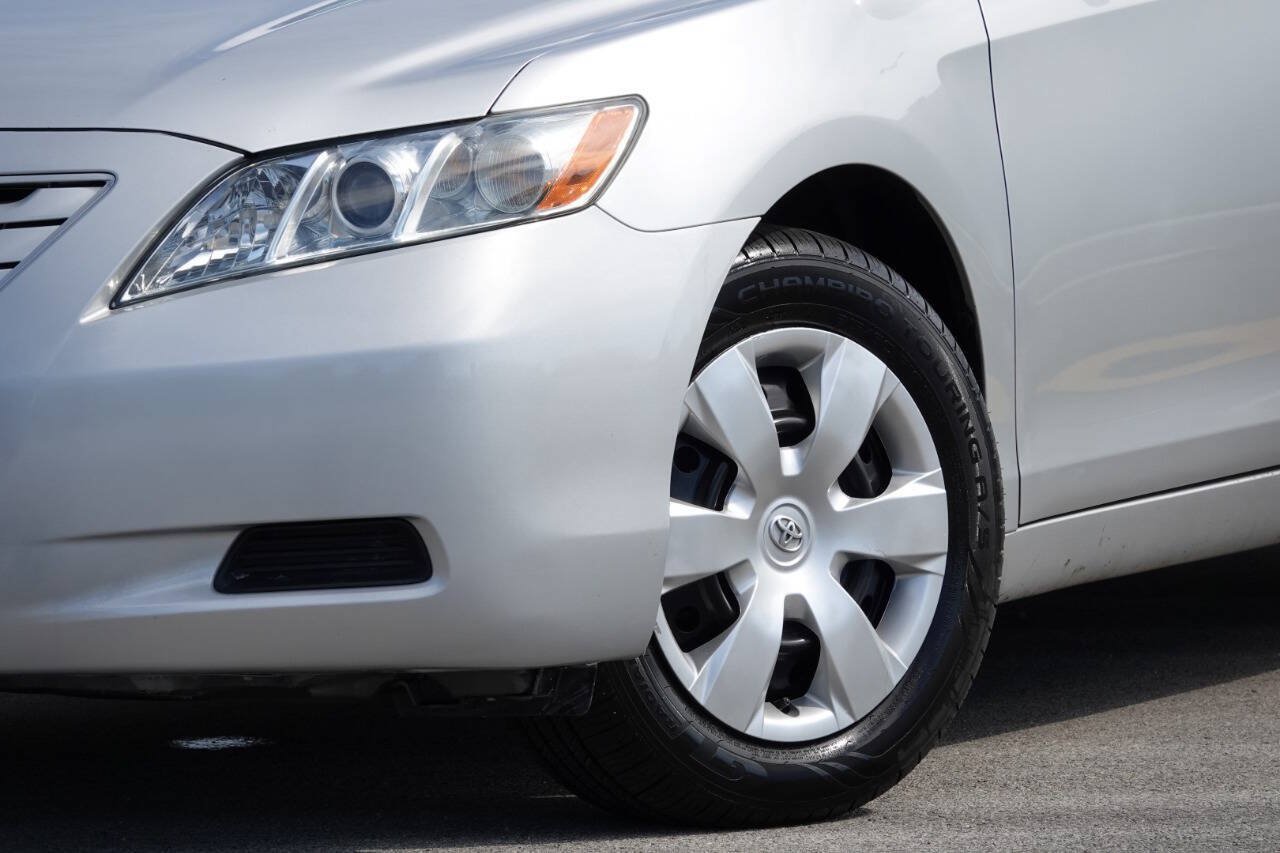 Used 2008 Toyota Camry FWD image 8