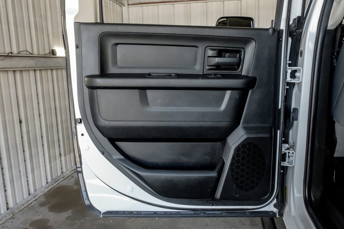 Used 2018 RAM 2500 Tradesman w/ Chrome Appearance Group image 47