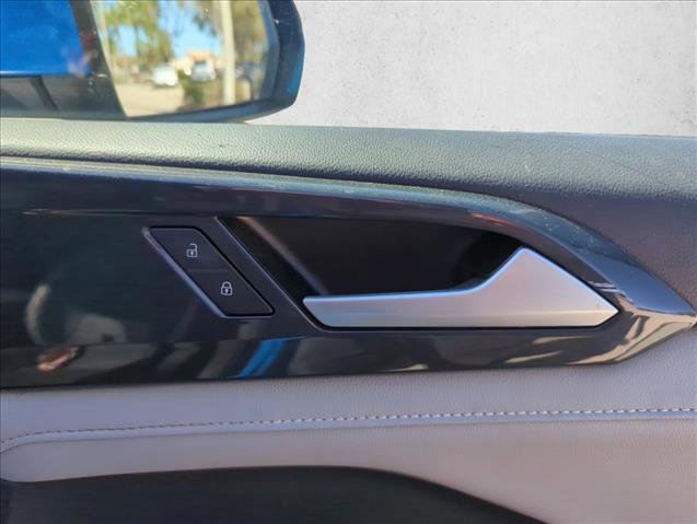 Used 2023 Volkswagen Taos SEL image 25