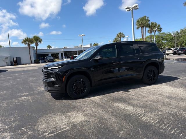 New 2026 Chevrolet Traverse LT w/ Midnight/Sport Edition FWD image 3