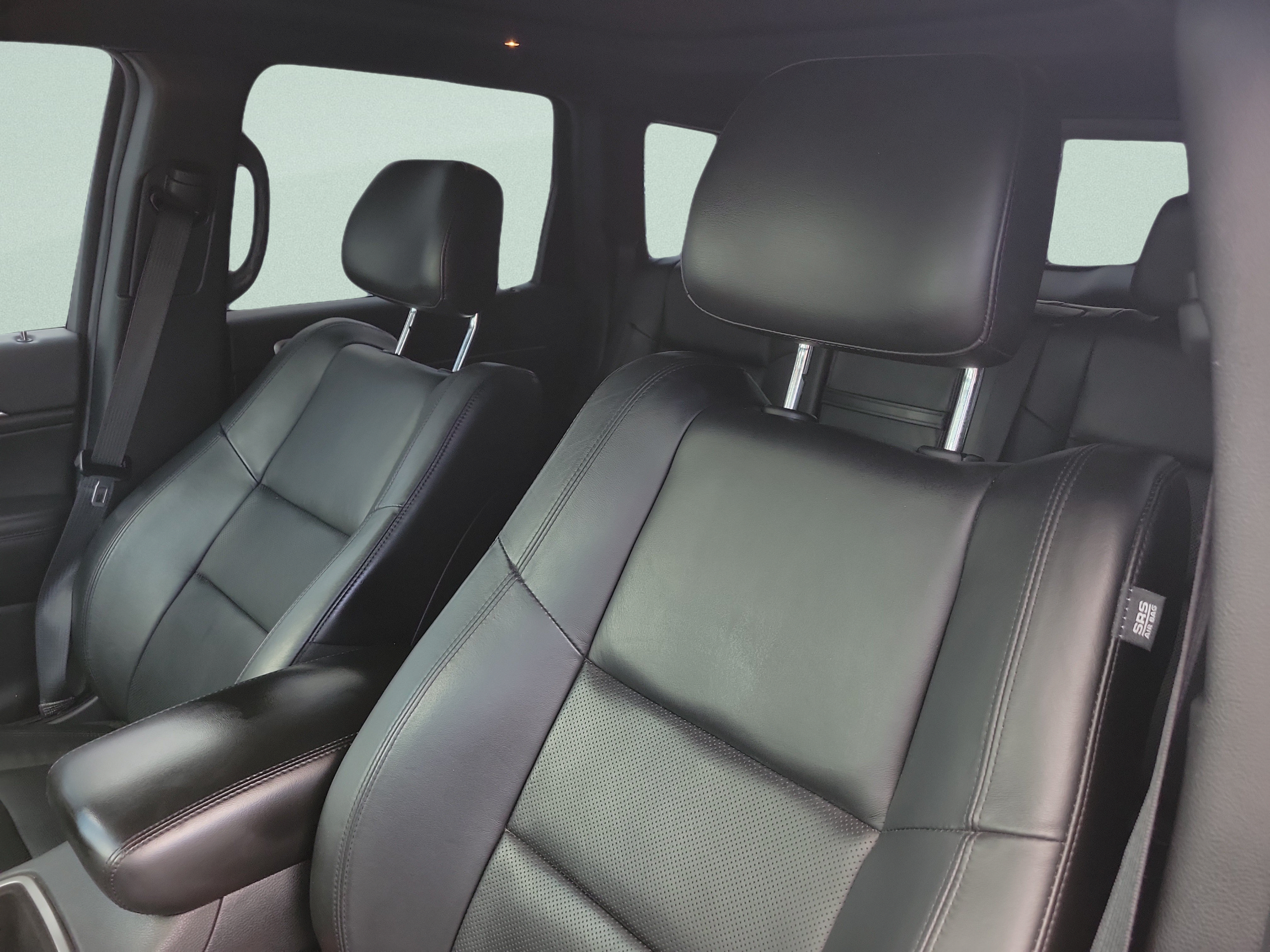 Used 2021 Jeep Grand Cherokee Limited w/ Luxury Group II RWD image 18