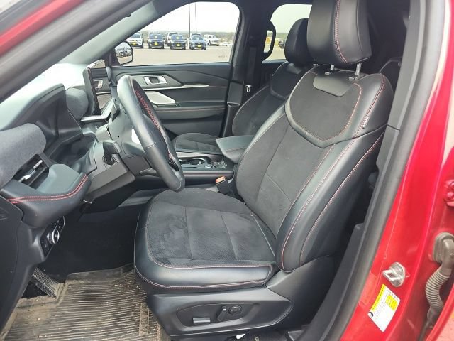 Used 2025 Ford Explorer ST w/ Sun And Sound Package AWD/4WD image 8