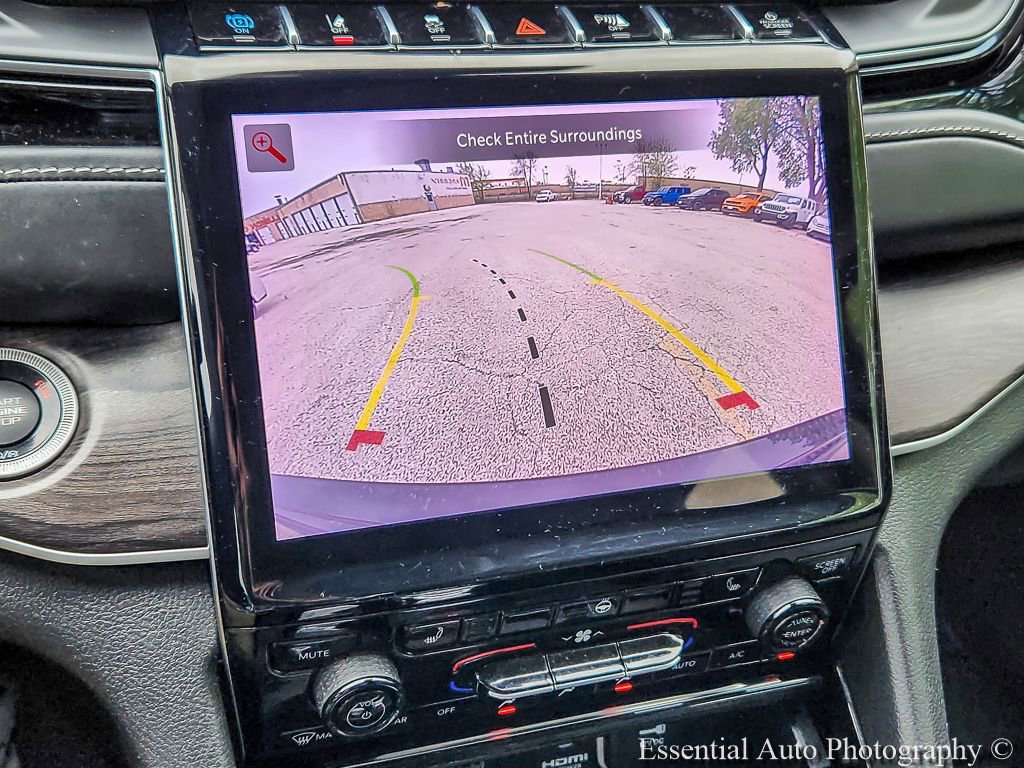 Used 2022 Jeep Grand Cherokee Limited 4xe AWD/4WD image 16