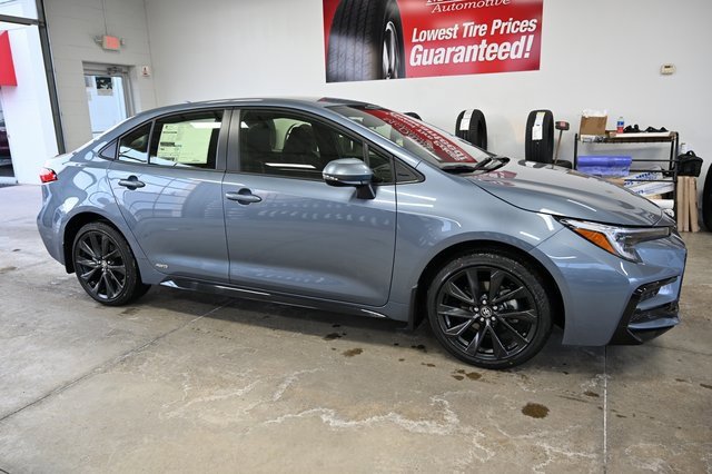 New 2026 Toyota Corolla SE image 4