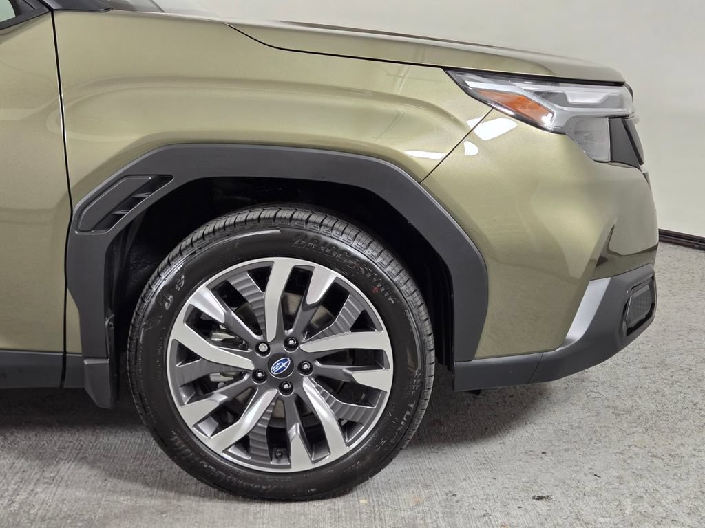 New 2026 Subaru Forester Touring AWD/4WD image 7