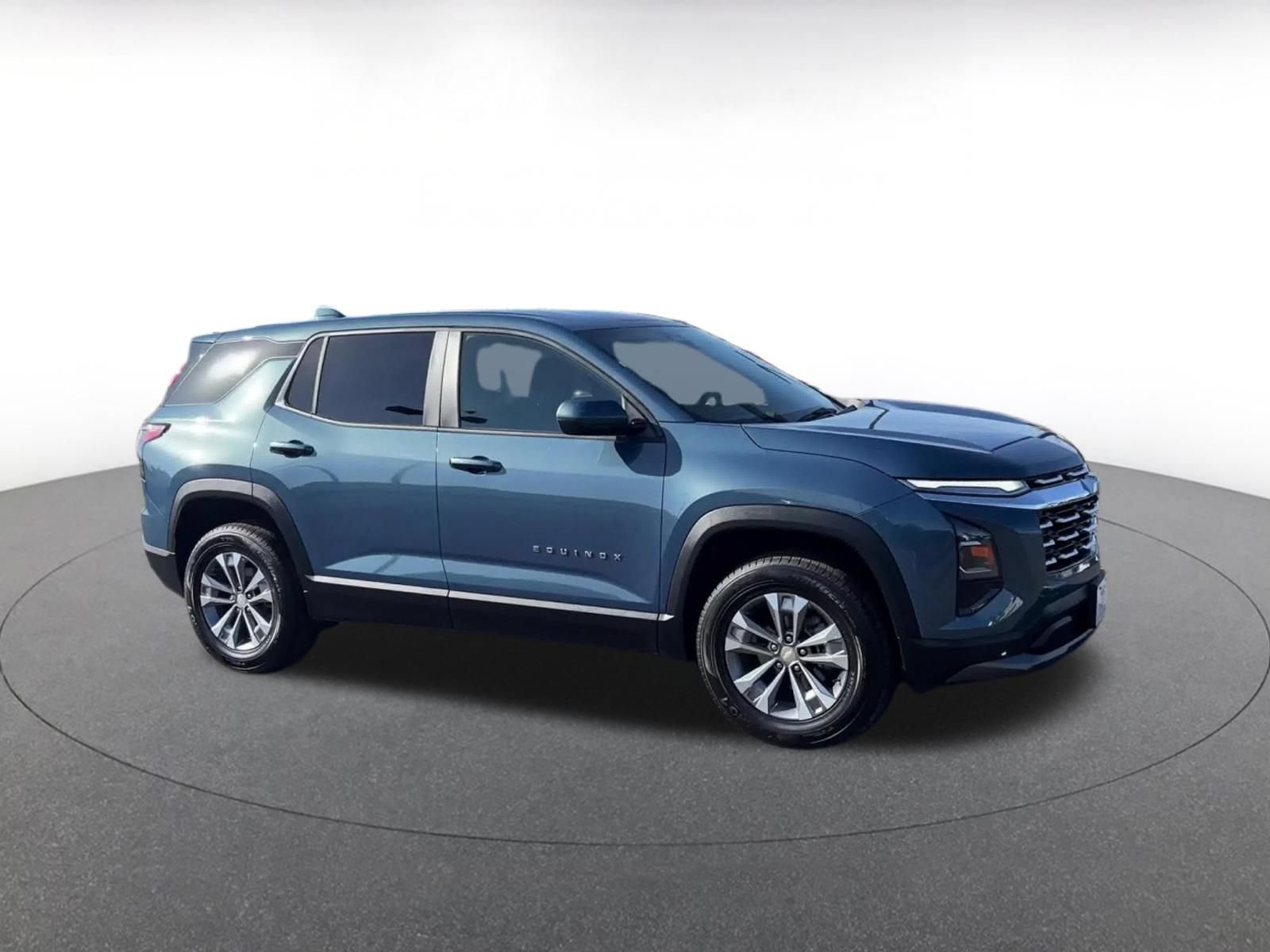 Used 2025 Chevrolet Equinox LT FWD video 2