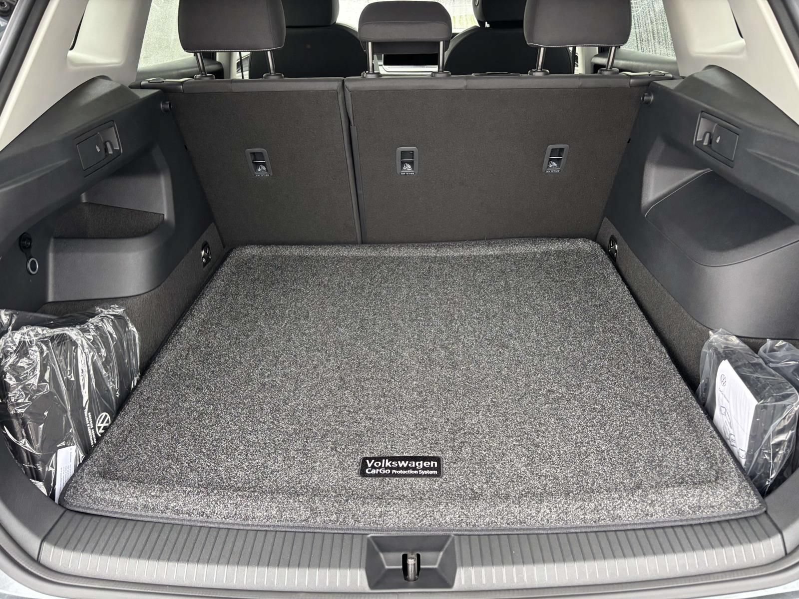 New 2026 Volkswagen Tiguan S AWD/4WD image 9