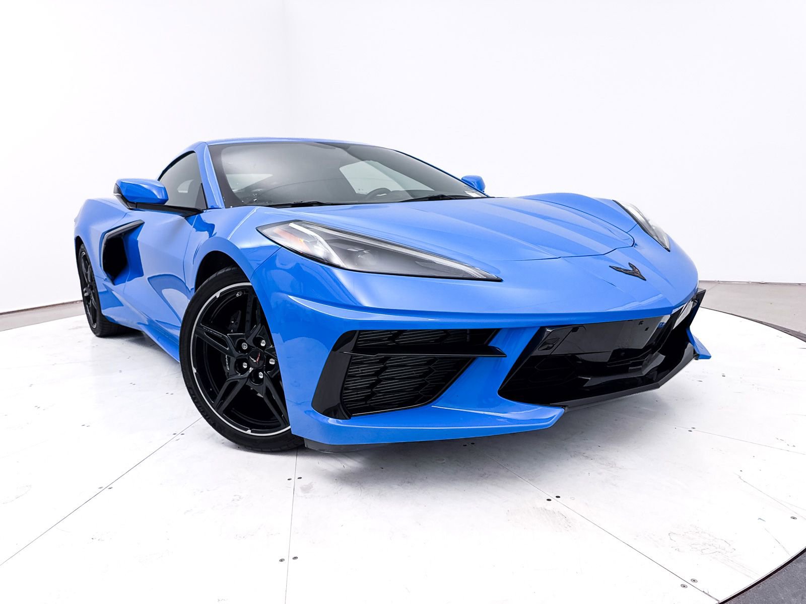 Used 2021 Chevrolet Corvette Stingray Preferred Cpe w/ Engine Appearance Package image 1