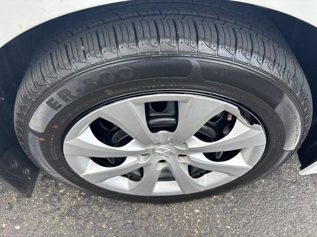 Used 2026 Toyota Corolla LE FWD image 27