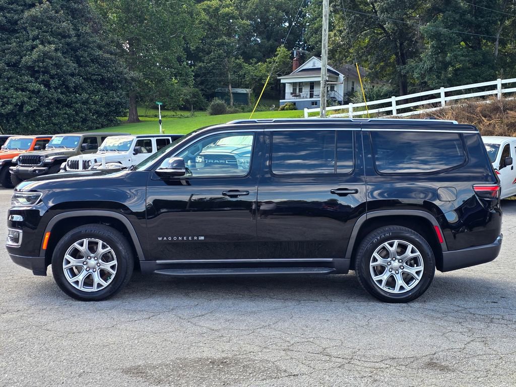 Used 2022 Jeep Wagoneer Series II image 16