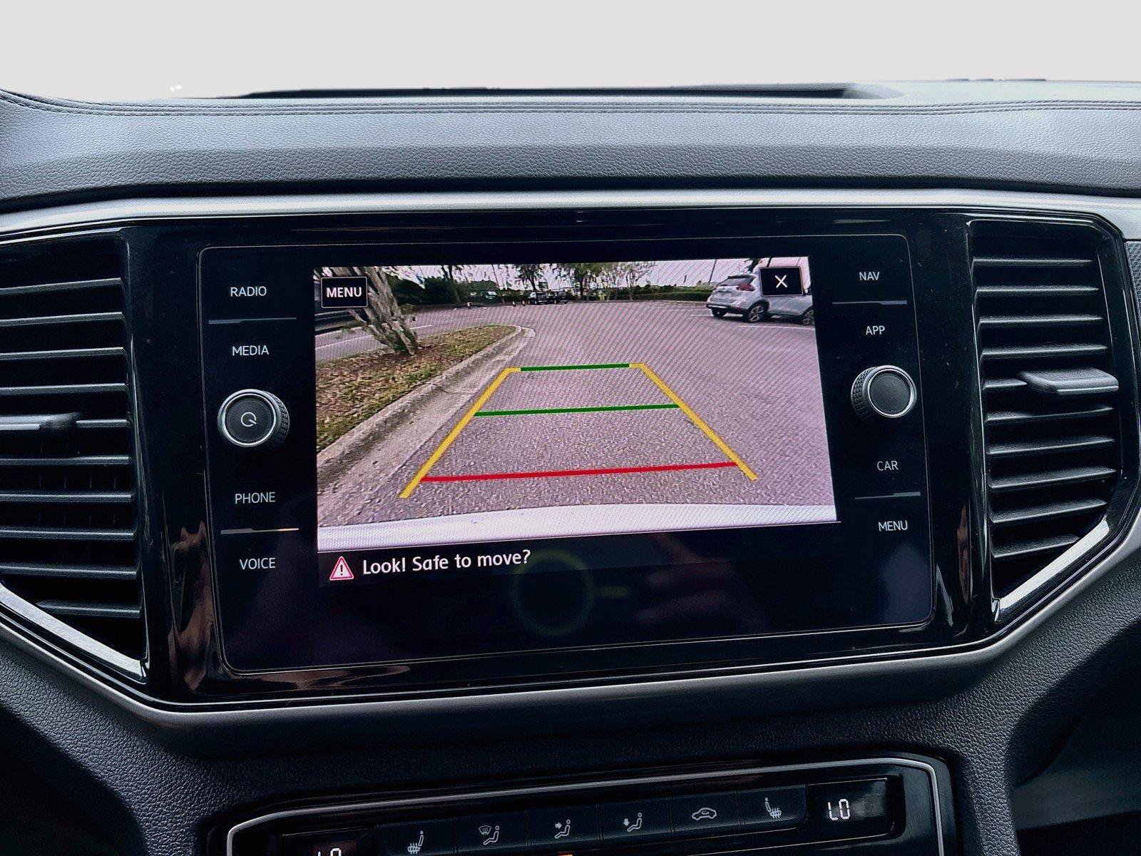 Used 2020 Volkswagen Atlas Cross Sport SEL FWD image 10