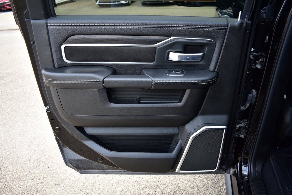 Used 2024 RAM 3500 Laramie w/ Night Edition image 24