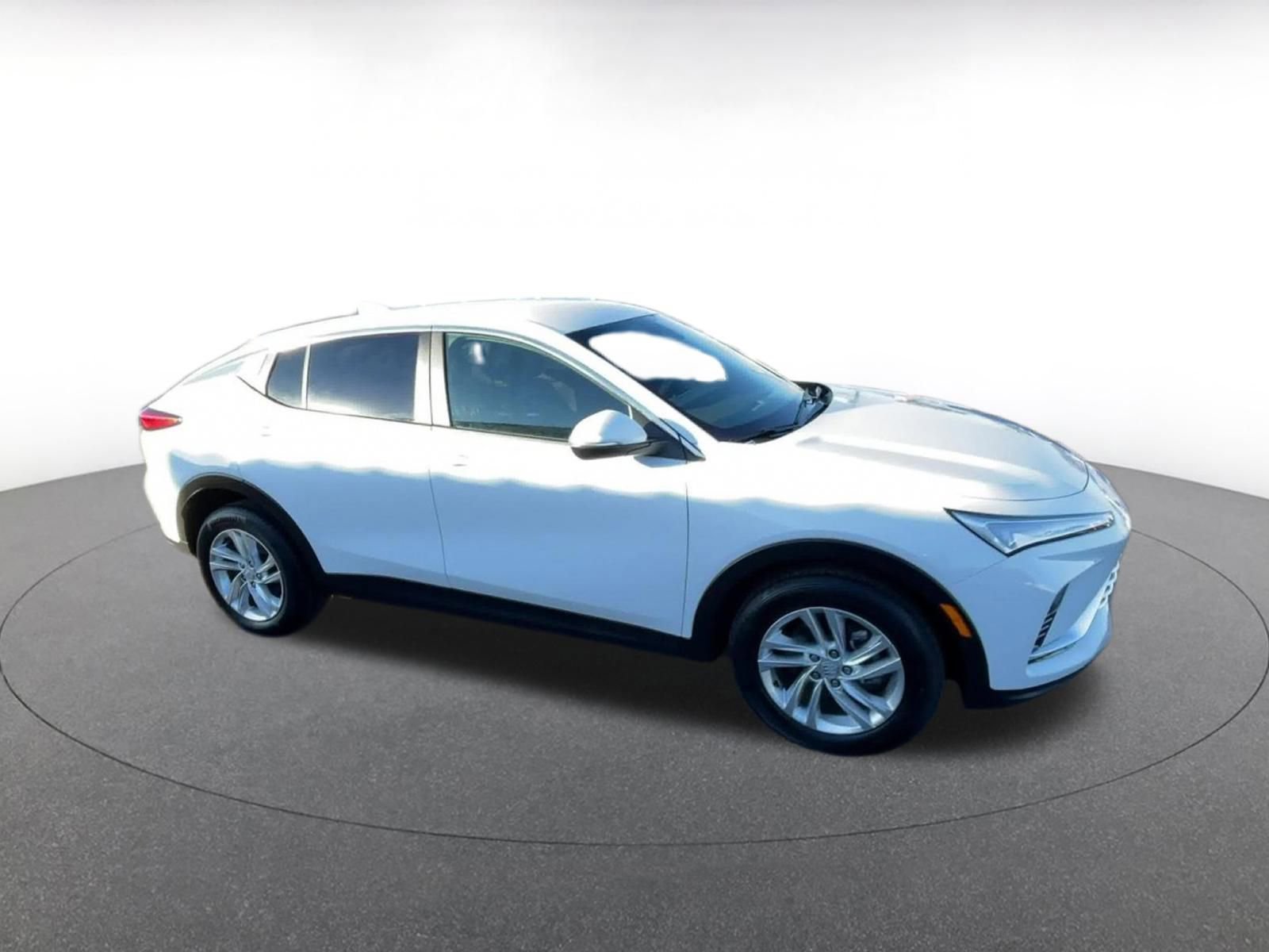 Used 2025 Buick Envista Preferred video 2