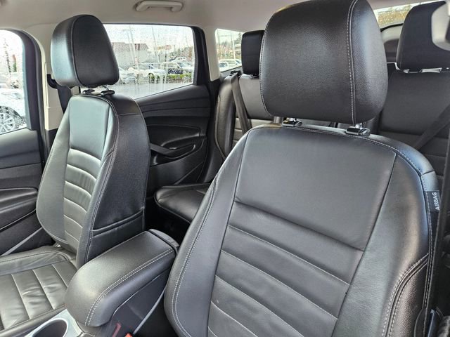 Used 2016 Ford Escape Titanium image 14