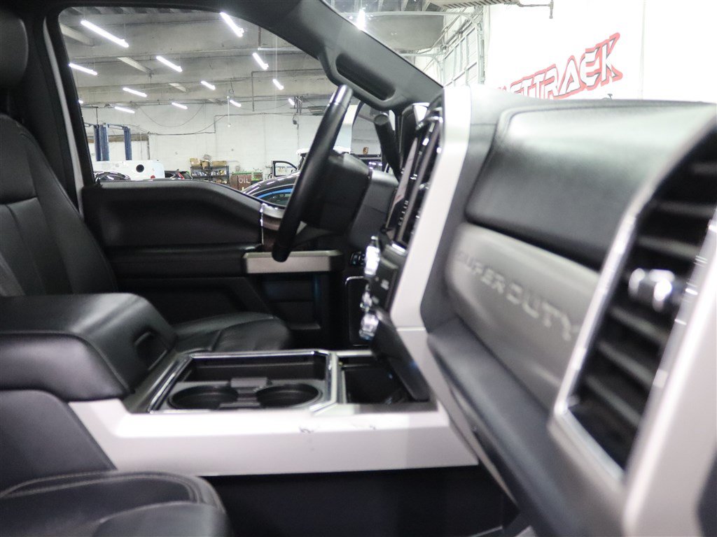 Used 2022 Ford F350 Lariat w/ Lariat Ultimate Package AWD/4WD image 26