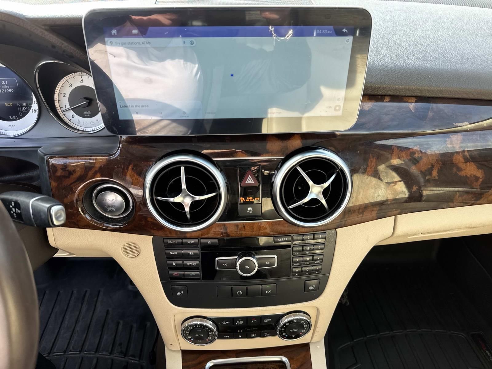 Used 2013 Mercedes-Benz GLK 350 4MATIC image 25