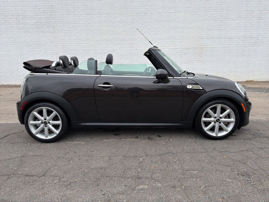 Used 2014 MINI Cooper S image 1