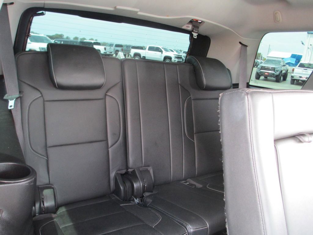 Used 2019 GMC Yukon SLT w/ Open Road Package AWD/4WD image 28