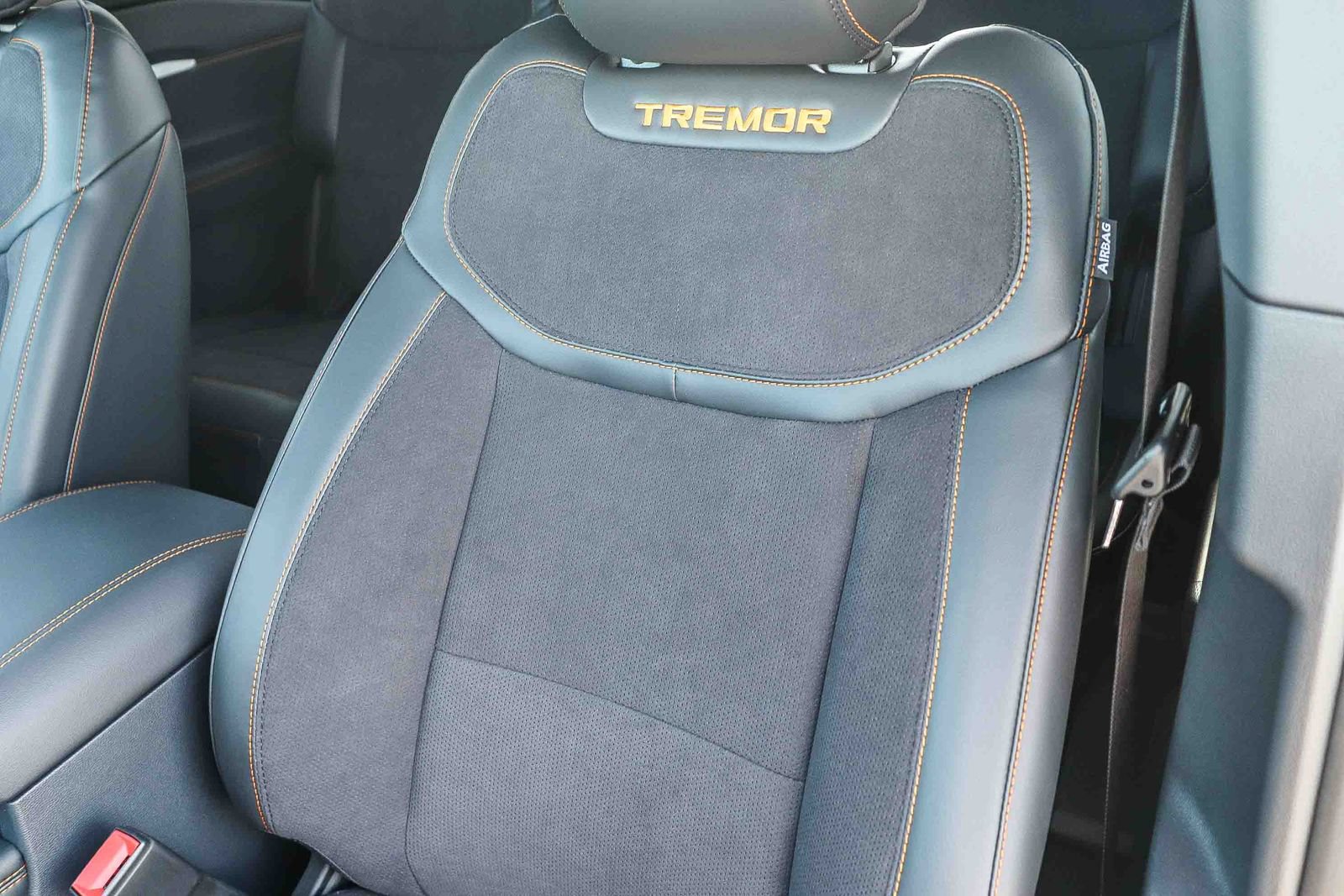 New 2026 Ford Explorer Tremor w/ Tremor Ultimate Package AWD/4WD image 28