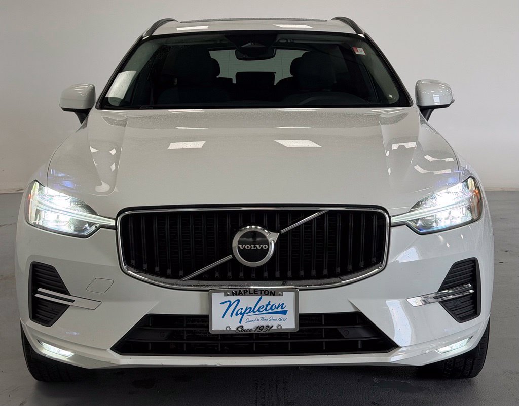 Used 2022 Volvo XC60 B5 Momentum AWD/4WD image 7