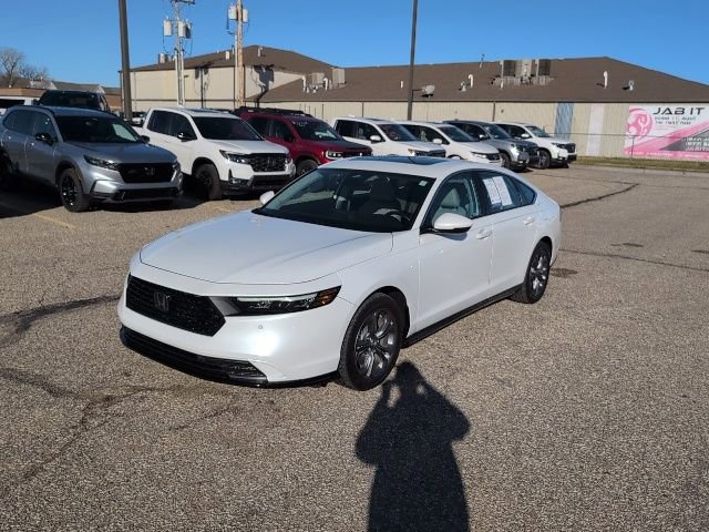 Used 2023 Honda Accord EX-L image 14