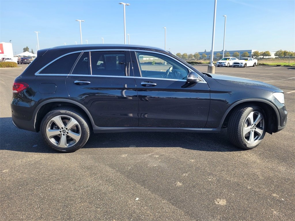 Used 2022 Mercedes-Benz GLC 300 GLC 300 image 3
