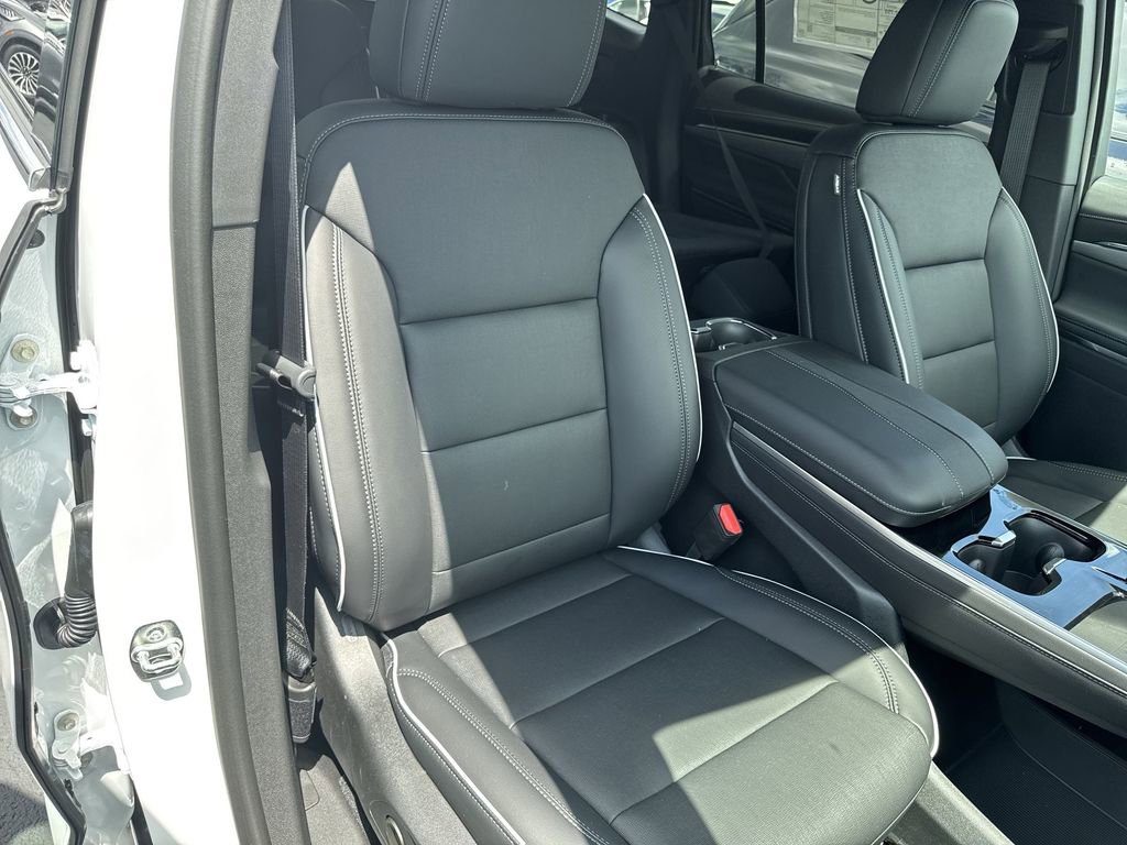 New 2026 Buick Enclave Preferred w/ Power Package image 31