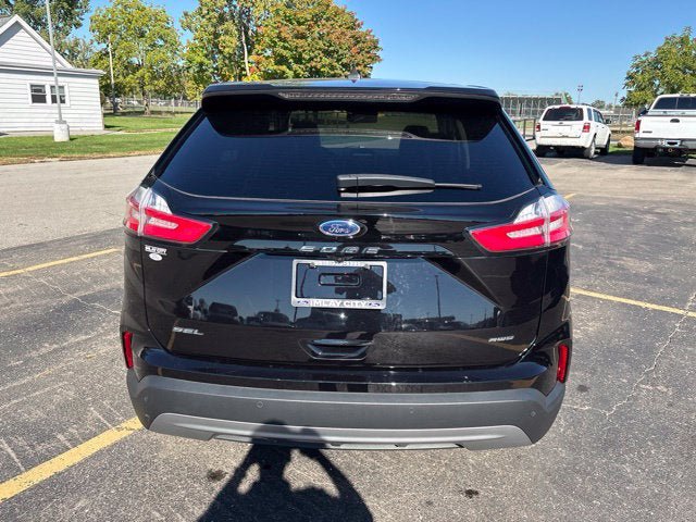 Used 2024 Ford Edge SEL w/ Convenience Package AWD/4WD image 13