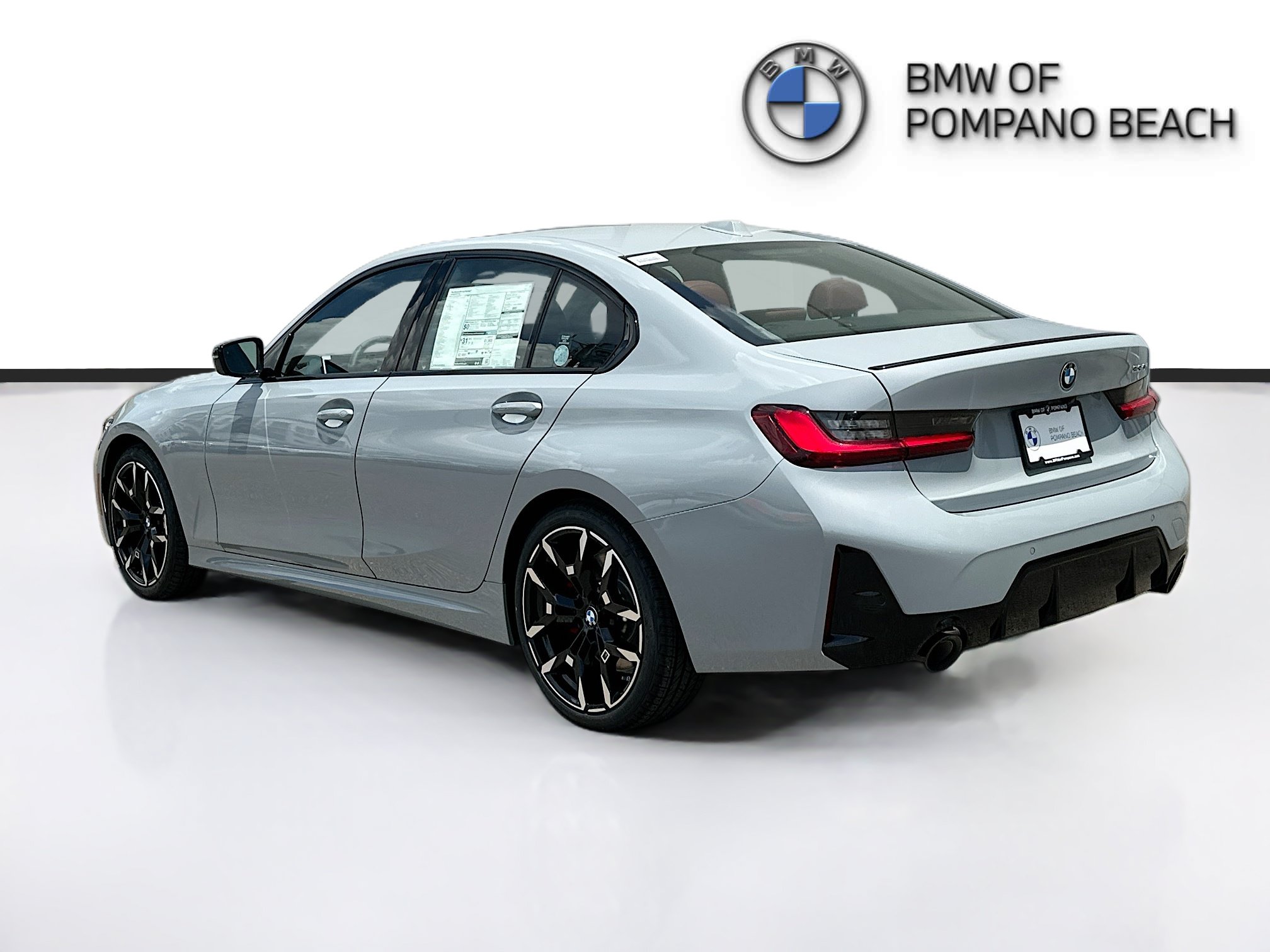 New 2026 BMW 330i Sedan w/ M Sport Package RWD image 4