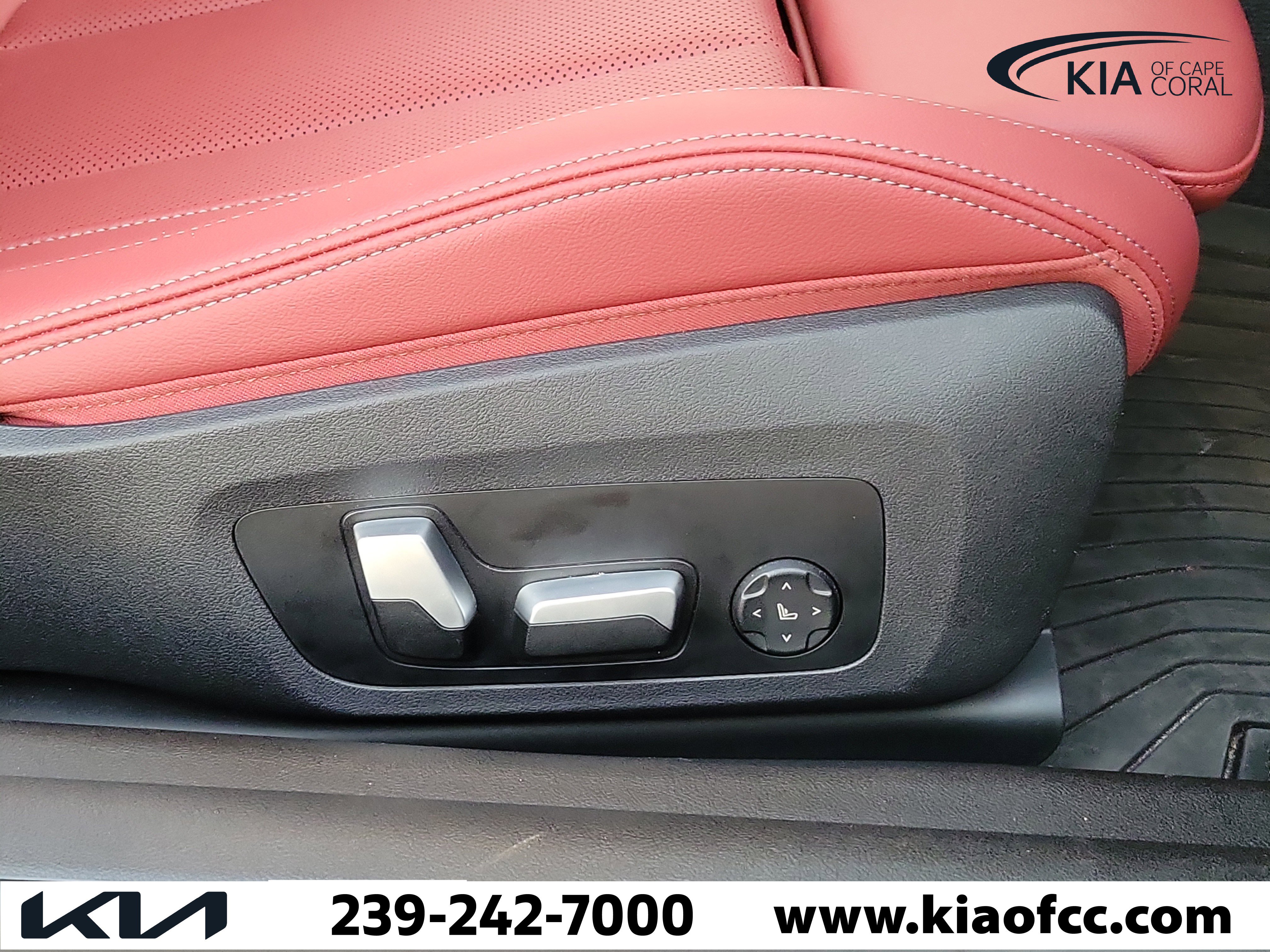 Used 2024 BMW 430i xDrive Coupe w/ M Sport Package image 23