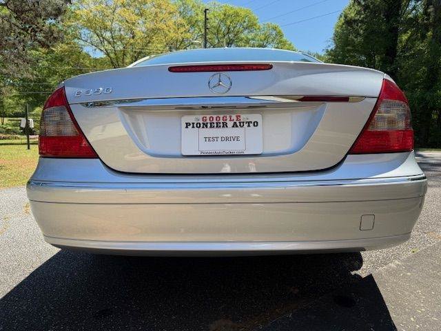 Used 2007 Mercedes-Benz E 350 Sedan image 13