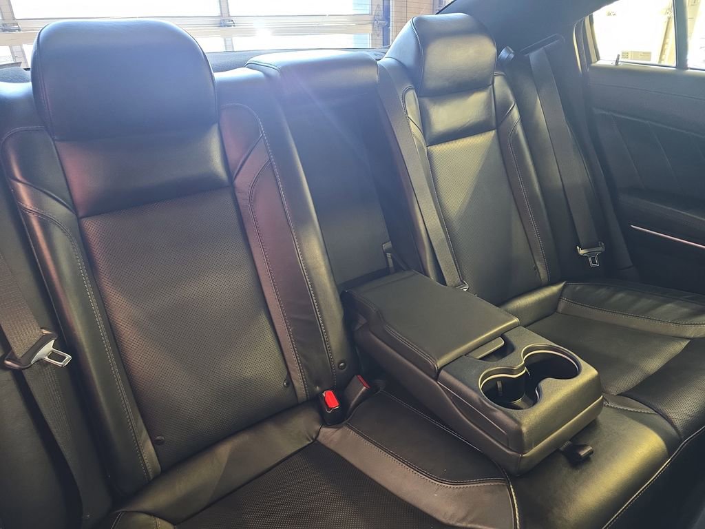 Used 2022 Dodge Charger SXT w/ Plus Group RWD image 14