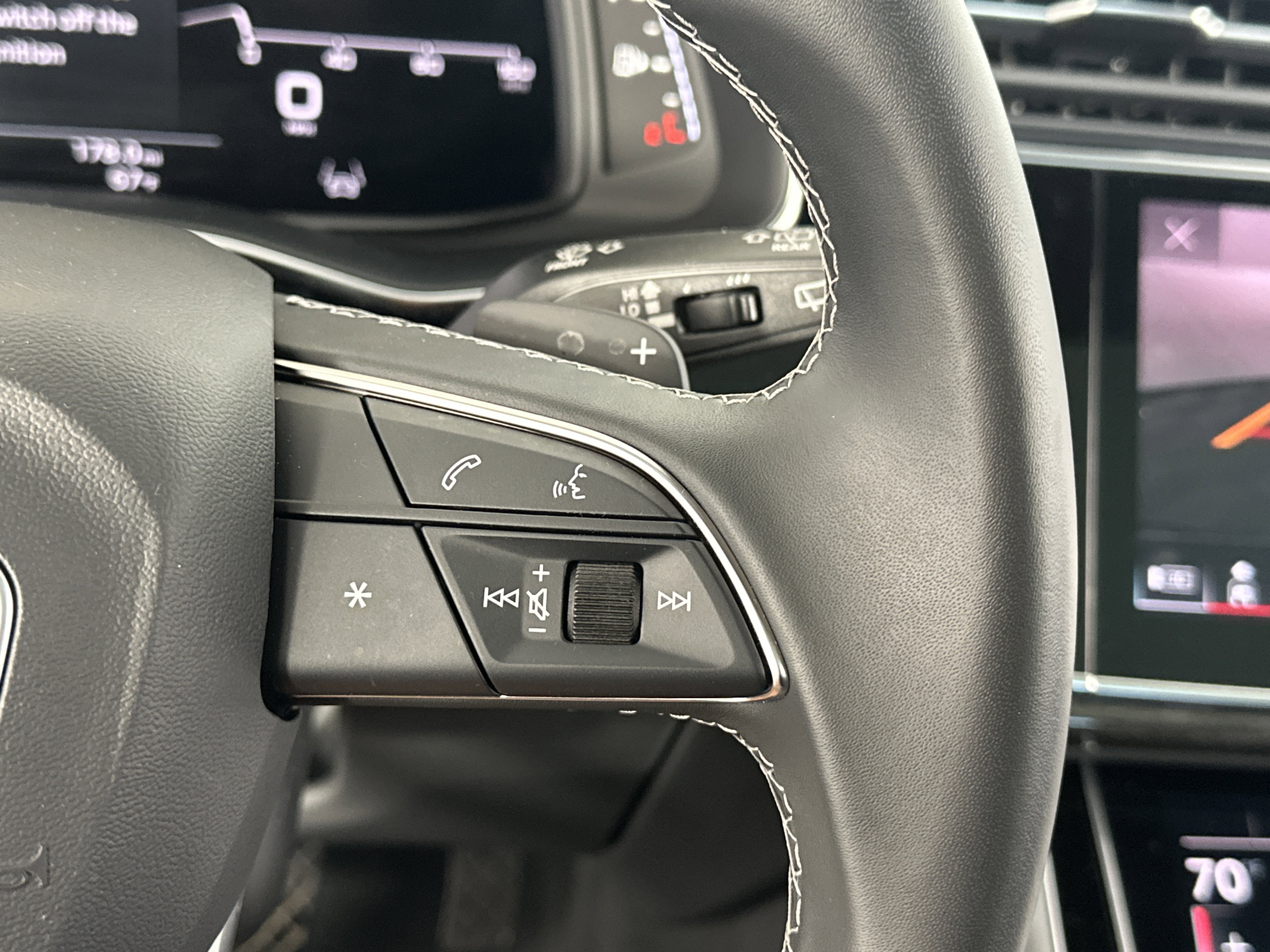 Certified 2025 Audi Q7 2.0T Premium Plus w/ Premium Plus Package image 27