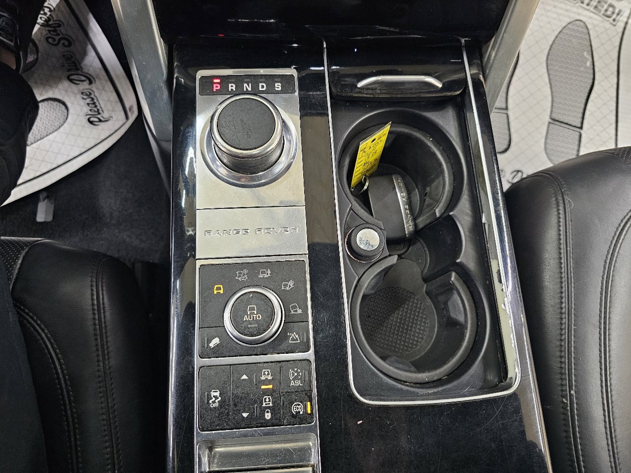 Used 2014 Land Rover Range Rover Supercharged image 35