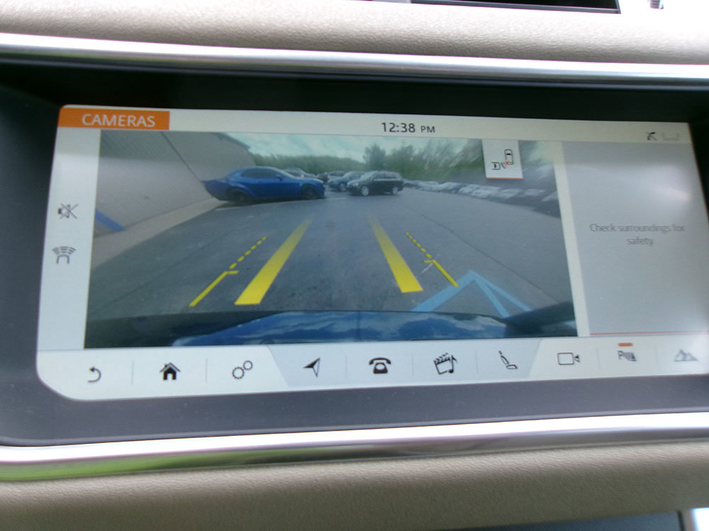 Used 2017 Land Rover Range Rover Evoque SE image 15