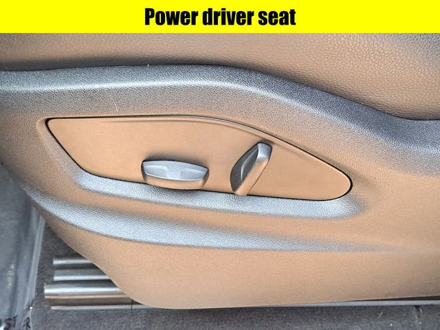 Used 2024 Porsche Cayenne image 22