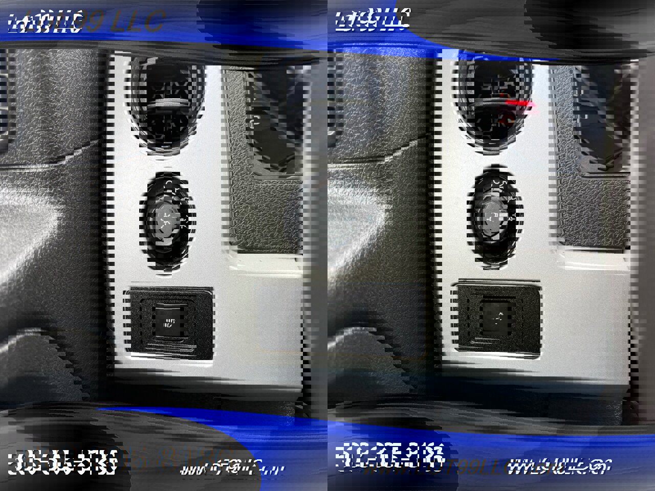 Used 2014 Ford F150 Raptor w/ Equipment Group 801A Luxury image 35