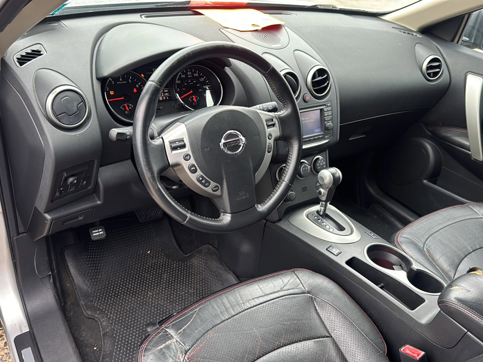 Used 2011 Nissan Rogue SV w/ SL Pkg image 9