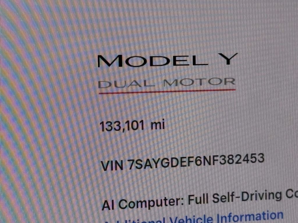Used 2022 Tesla Model Y Performance AWD/4WD image 28