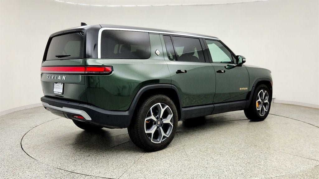 Used 2023 Rivian R1S Adventure AWD/4WD image 5