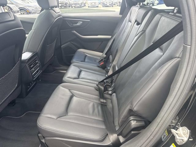 Used 2025 Audi Q7 3.0T Premium Plus AWD/4WD image 15