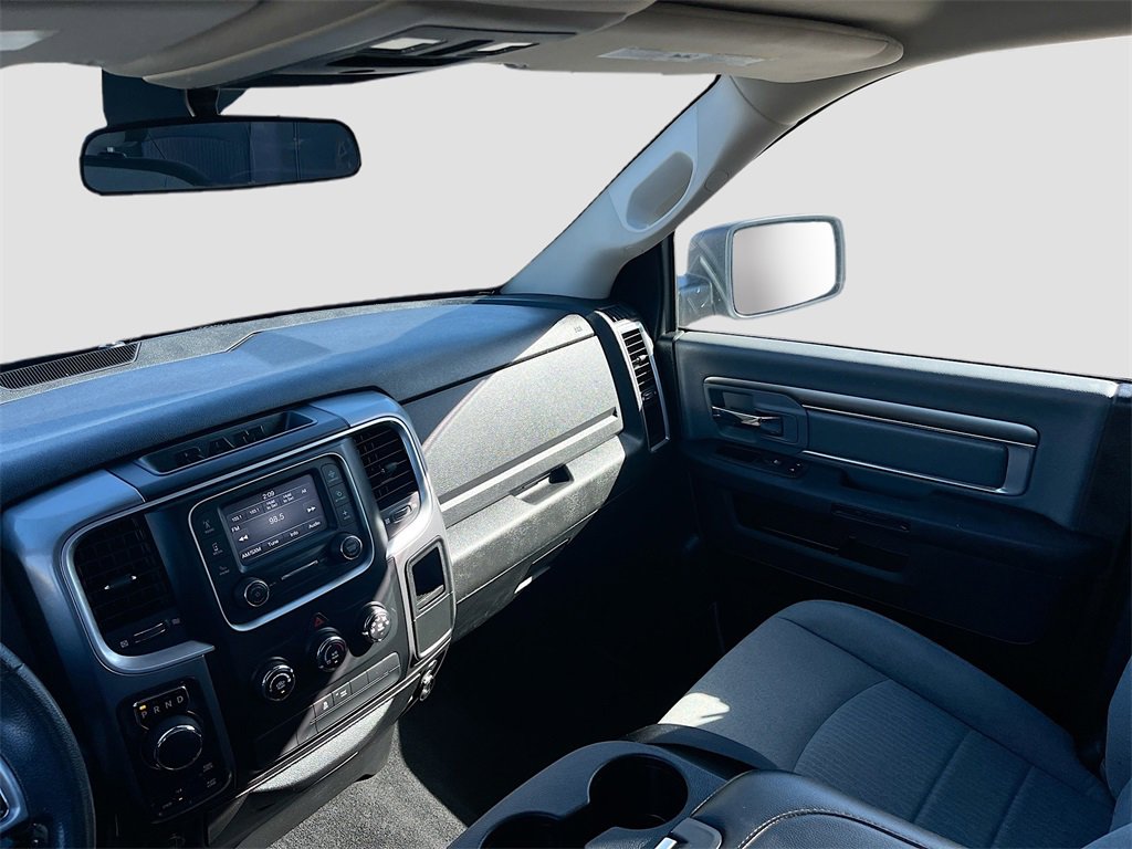 Used 2021 RAM 1500 Classic SLT image 22