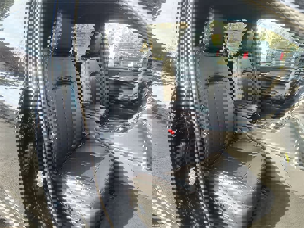 New 2025 Jeep Grand Cherokee Limited w/ Luxury Tech Group II image 25