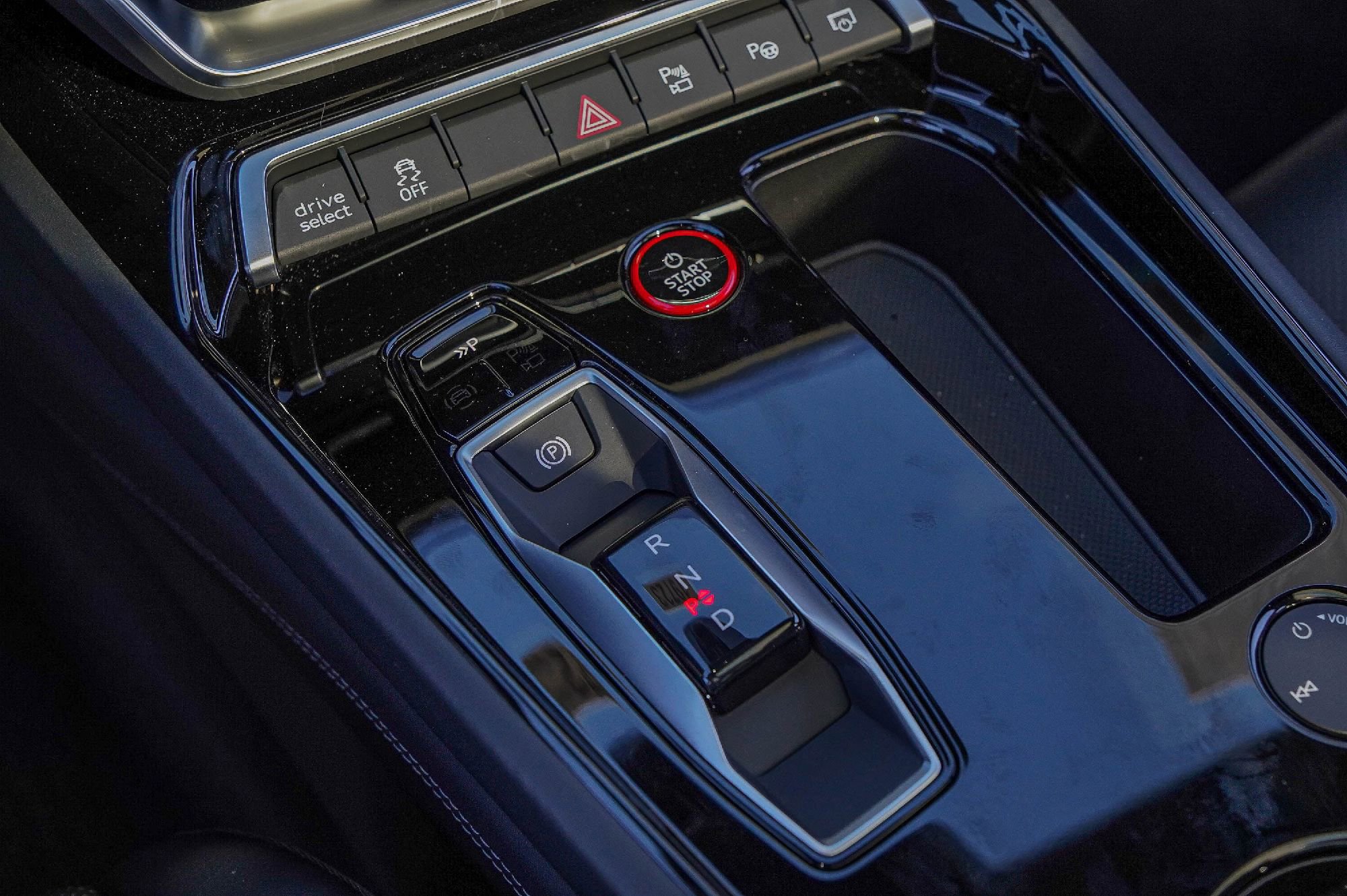 New 2026 Audi S e-tron GT Prestige image 14