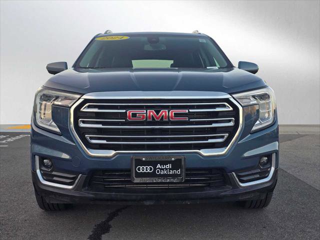 Used 2024 GMC Terrain SLT image 8
