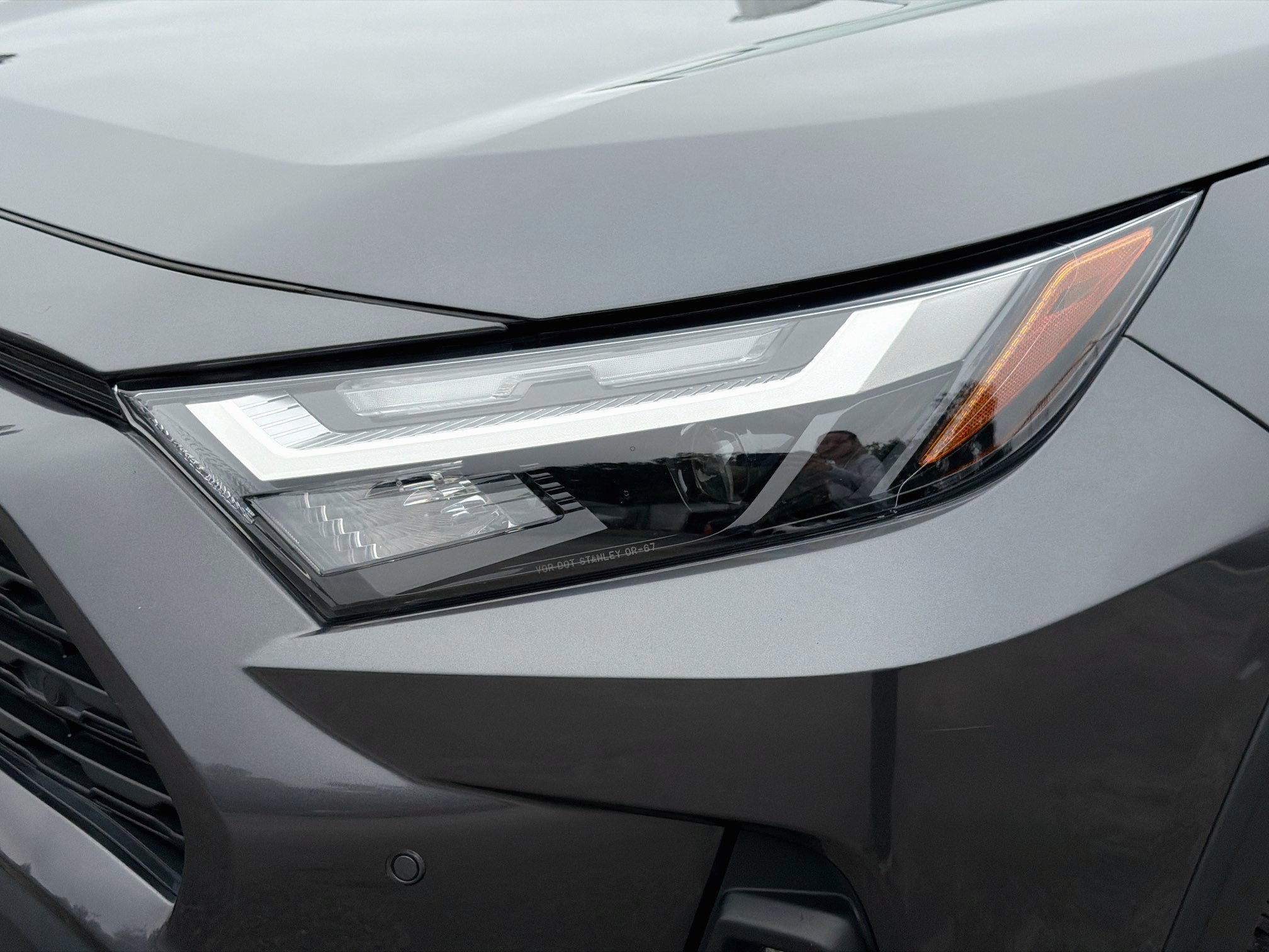 Used 2023 Toyota RAV4 XLE Premium FWD image 9
