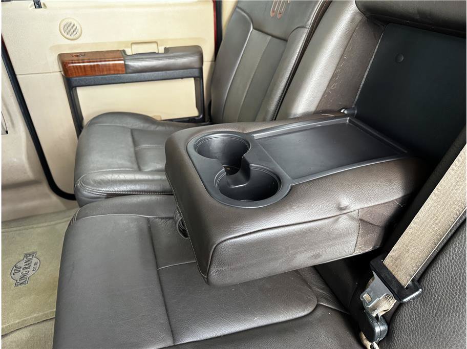 Used 2016 Ford F250 King Ranch w/ FX4 Off-Road Package AWD/4WD image 17