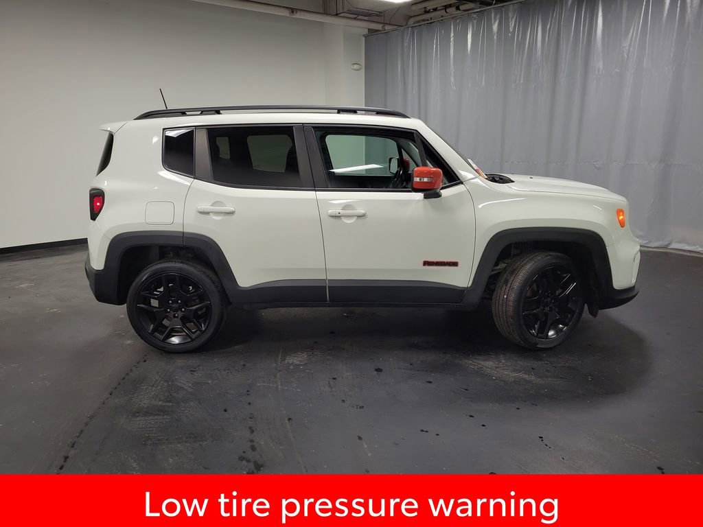 Used 2020 Jeep Renegade Latitude image 9